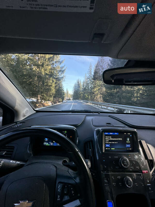Хэтчбек Chevrolet Volt 2014 в Ивано-Франковске