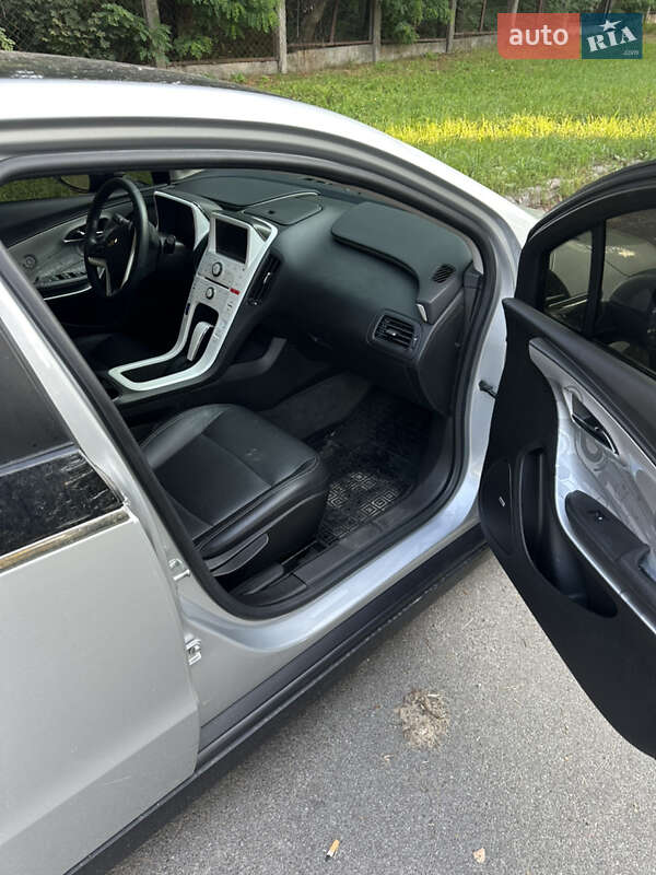 Хетчбек Chevrolet Volt 2010 в Києві