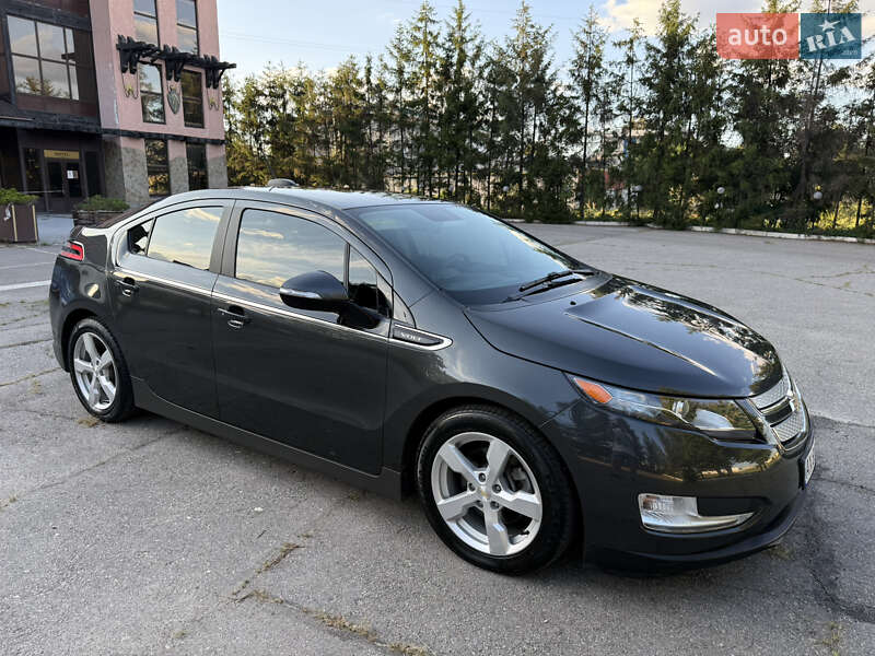 Хэтчбек Chevrolet Volt 2015 в Харькове