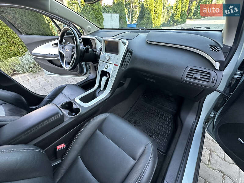 Хэтчбек Chevrolet Volt 2011 в Одессе
