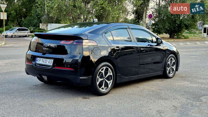 Хэтчбек Chevrolet Volt 2013 в Запорожье