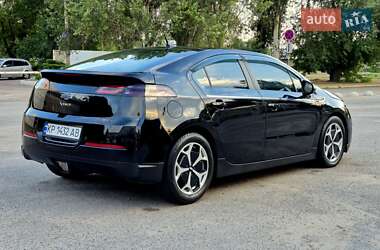 Хэтчбек Chevrolet Volt 2013 в 