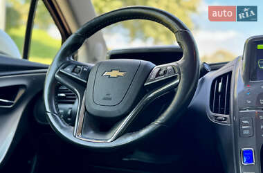 Хэтчбек Chevrolet Volt 2011 в 