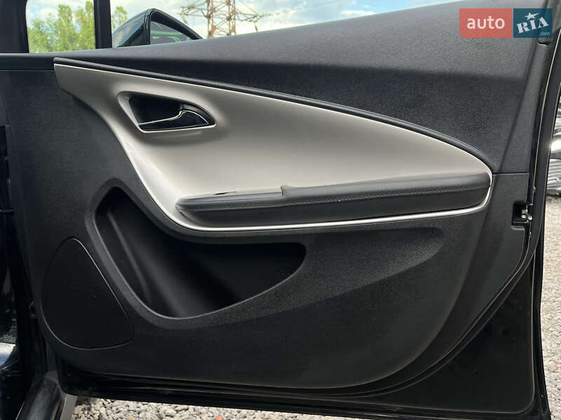 Хетчбек Chevrolet Volt 2013 в Харкові