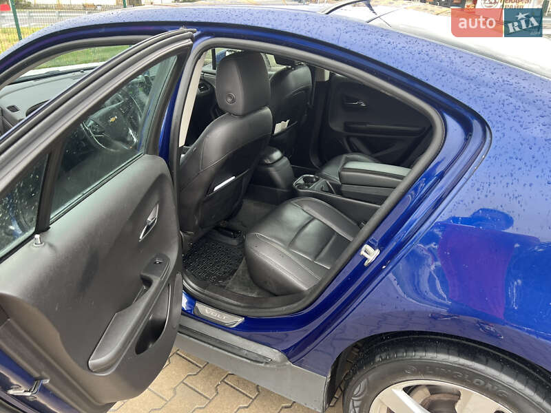 Хэтчбек Chevrolet Volt 2013 в Киеве