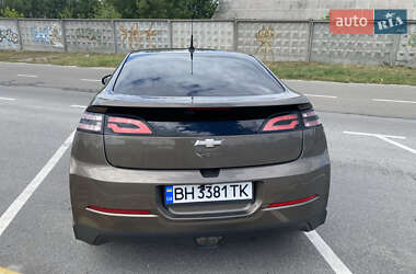 Хэтчбек Chevrolet Volt 2014 в Киеве