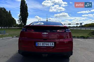 Хэтчбек Chevrolet Volt 2013 в Пирятине