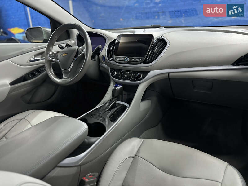 Хэтчбек Chevrolet Volt 2018 в Кременце