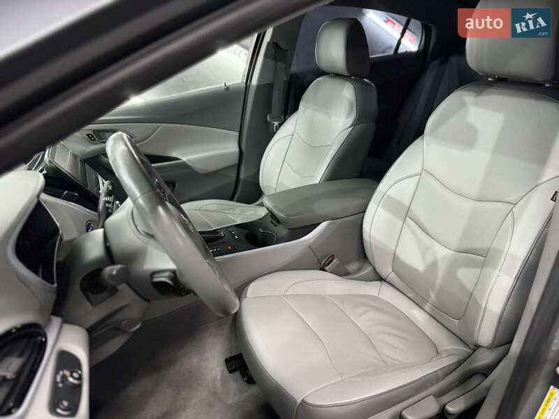 Хэтчбек Chevrolet Volt 2018 в Кременце