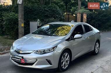 Хэтчбек Chevrolet Volt 2016 в 