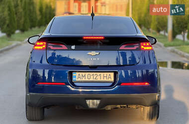 Хэтчбек Chevrolet Volt 2012 в 