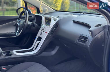 Хэтчбек Chevrolet Volt 2012 в 