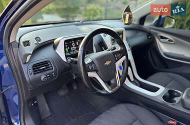 Хэтчбек Chevrolet Volt 2012 в 