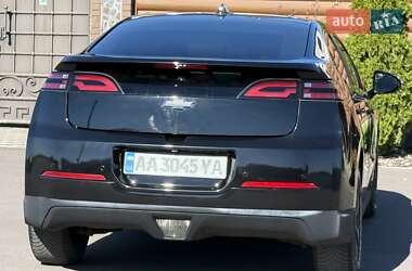 Хэтчбек Chevrolet Volt 2012 в 