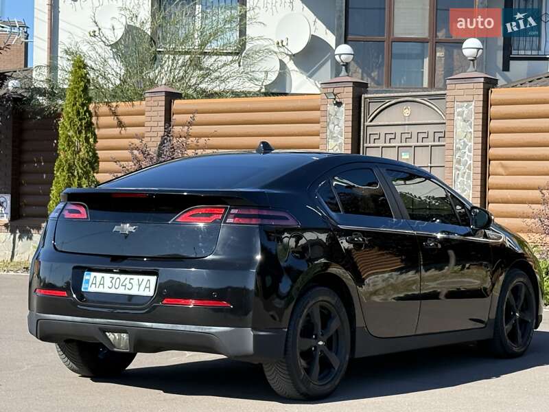 Хэтчбек Chevrolet Volt 2012 в Борисполе