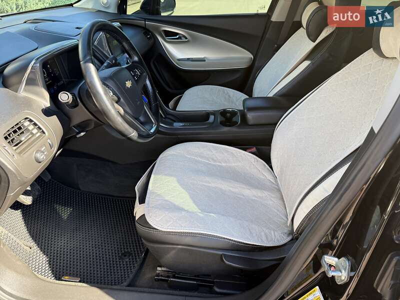 Хэтчбек Chevrolet Volt 2012 в Борисполе