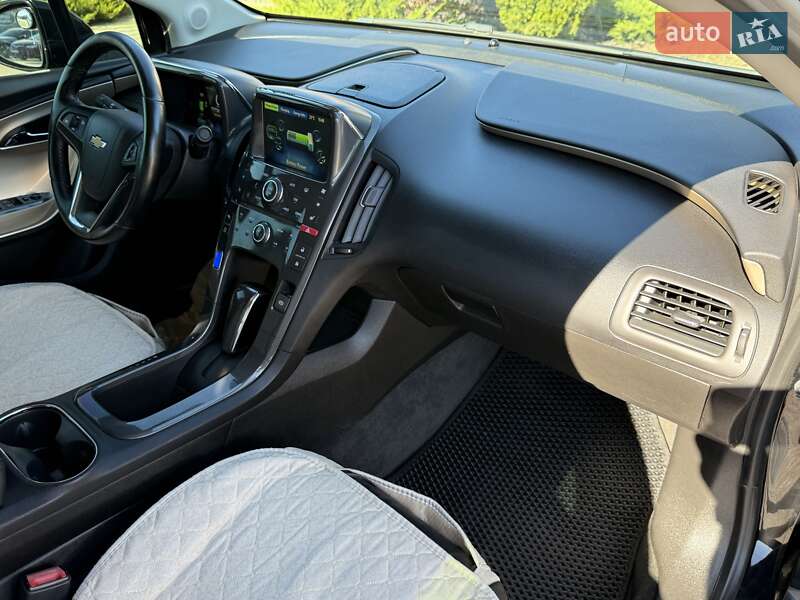 Хэтчбек Chevrolet Volt 2012 в Борисполе