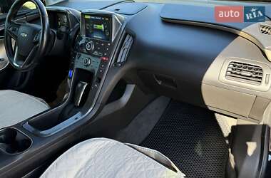 Хэтчбек Chevrolet Volt 2012 в 