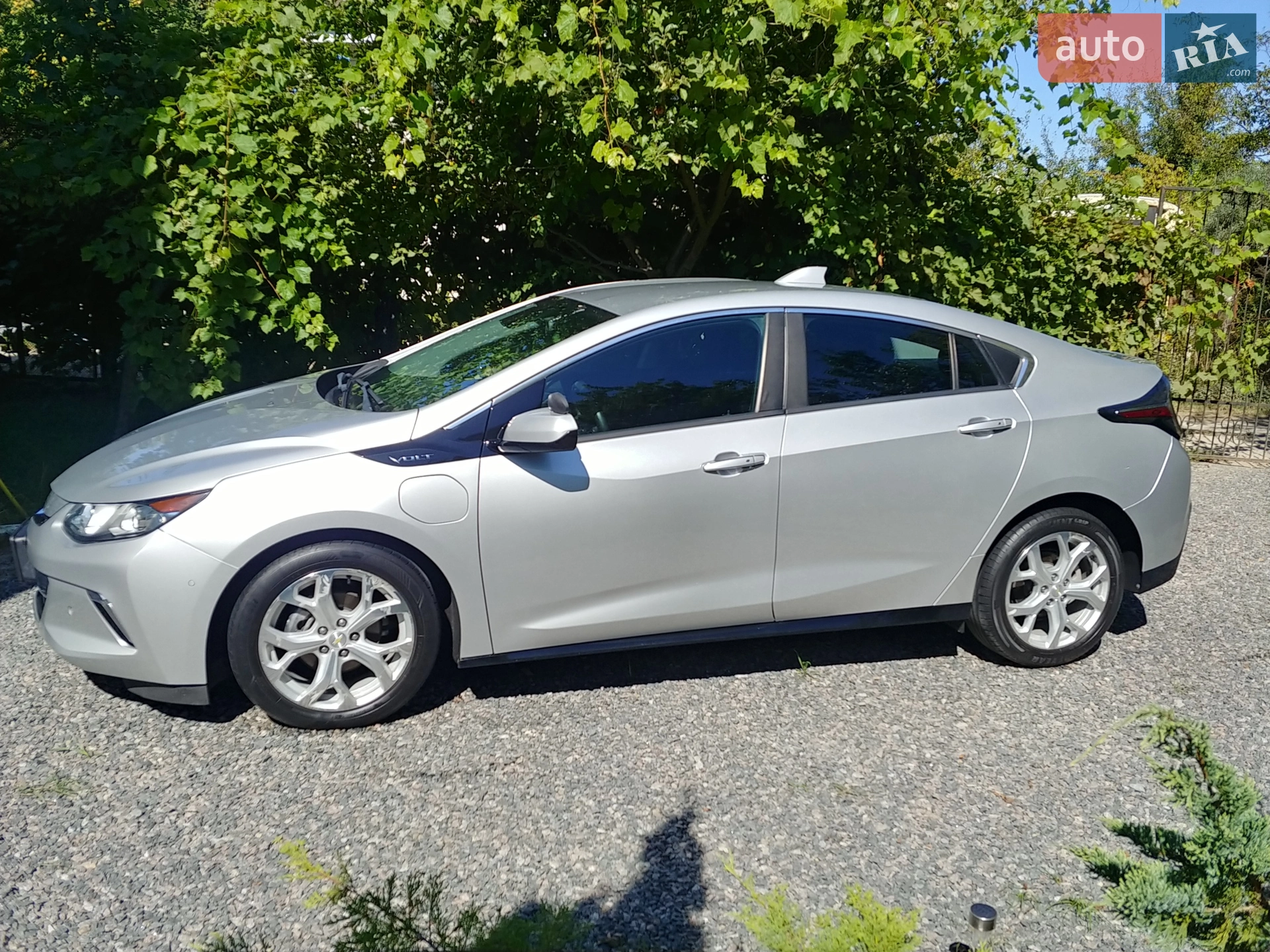 2016 Chevrolet Volt - мініатюра 2