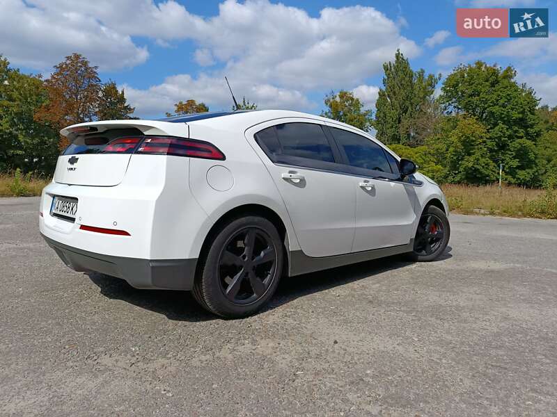 Хэтчбек Chevrolet Volt 2014 в Киеве фото 22 Хэтчбек Chevrolet Volt 2014 в Киеве