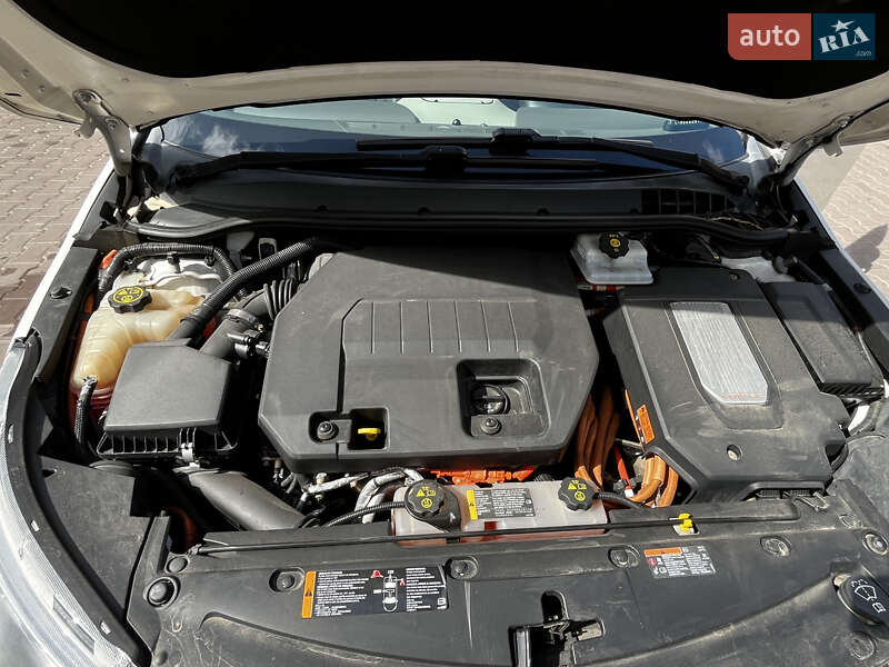 Хэтчбек Chevrolet Volt 2013 в Киеве