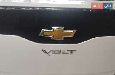 Хэтчбек Chevrolet Volt 2015 в 