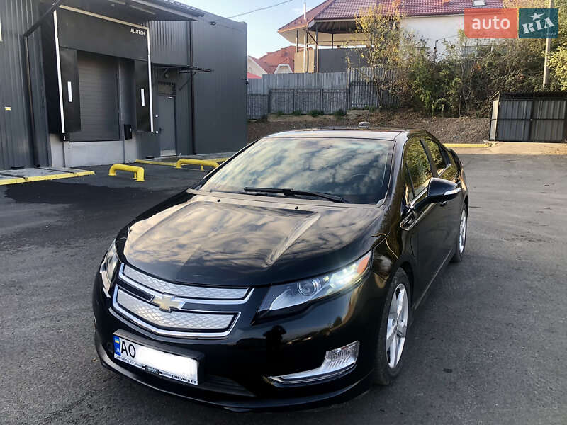 Хэтчбек Chevrolet Volt 2014 в Ужгороде