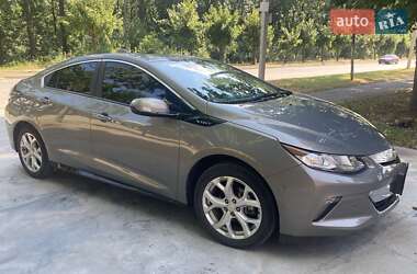 Хэтчбек Chevrolet Volt 2016 в 