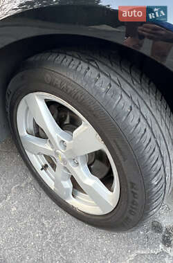 Хэтчбек Chevrolet Volt 2013 в 