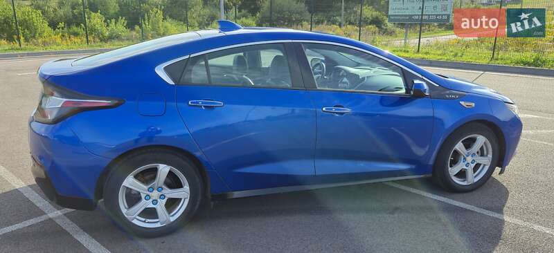 Хэтчбек Chevrolet Volt 2017 в Ровно