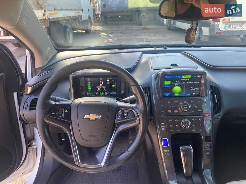 Хетчбек Chevrolet Volt 2012 в Кам'янському