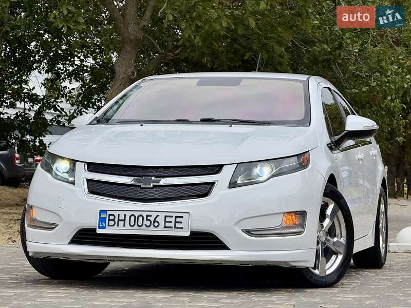 Хэтчбек Chevrolet Volt 2015 в Одессе