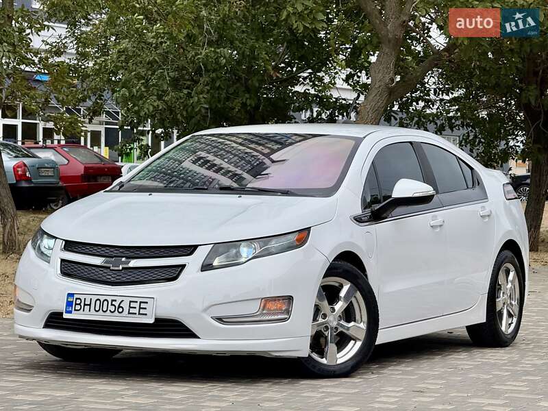Хэтчбек Chevrolet Volt 2015 в Одессе