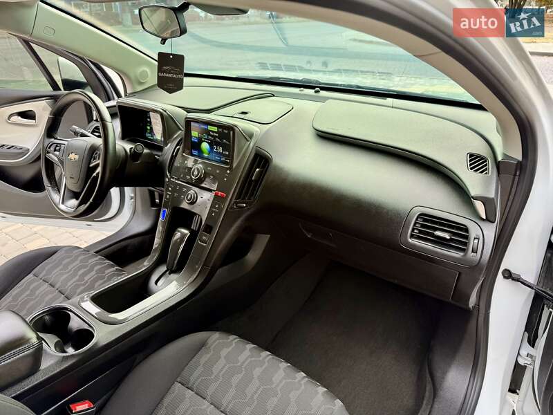 Хэтчбек Chevrolet Volt 2015 в Одессе
