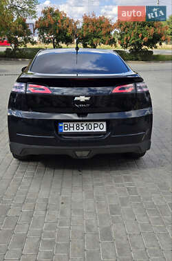 Хэтчбек Chevrolet Volt 2013 в 