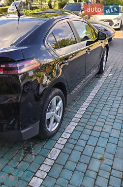 Хэтчбек Chevrolet Volt 2013 в 