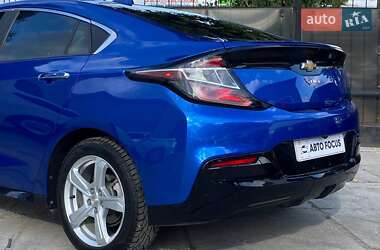Хэтчбек Chevrolet Volt 2017 в 
