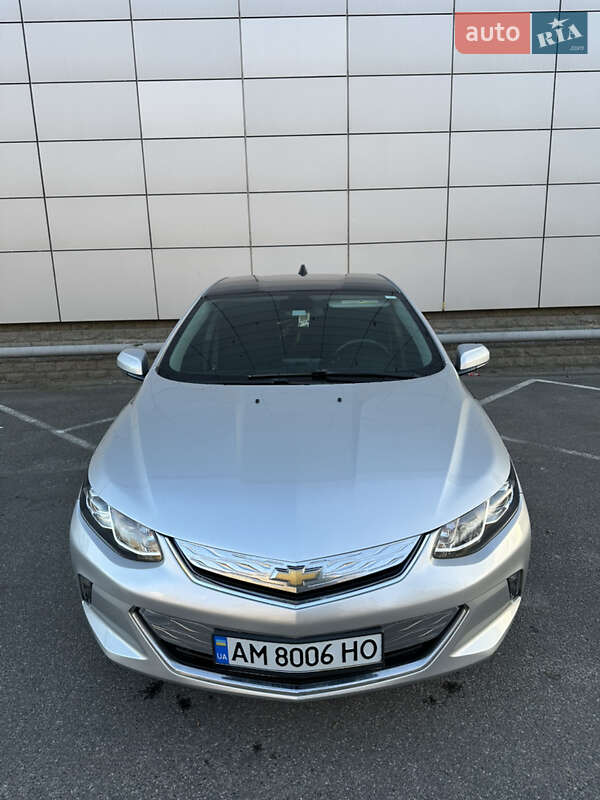 Хэтчбек Chevrolet Volt 2016 в Киеве фото 2 Хэтчбек Chevrolet Volt 2016 в Киеве