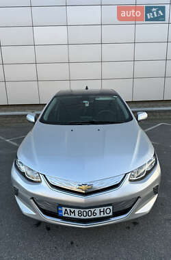 Хэтчбек Chevrolet Volt 2016 в 