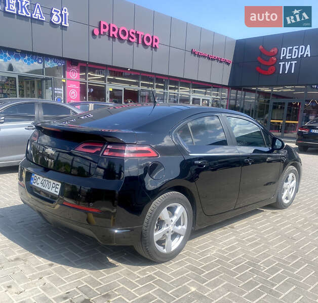 Хэтчбек Chevrolet Volt 2011 в Золочеве