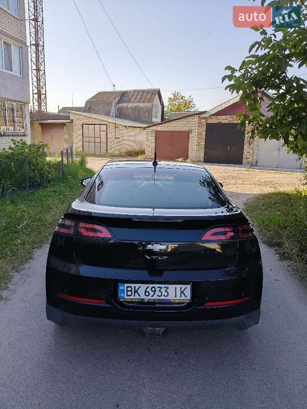Хэтчбек Chevrolet Volt 2011 в Славуте