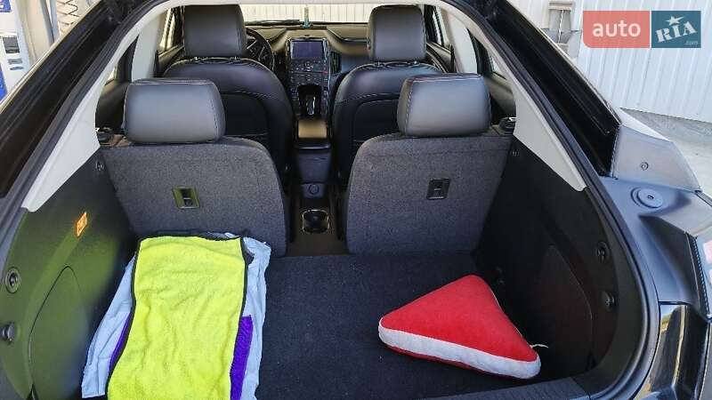 Хэтчбек Chevrolet Volt 2011 в Славуте
