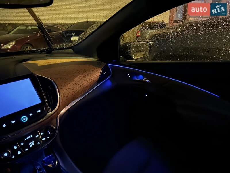 Хетчбек Chevrolet Volt 2017 в Рожище