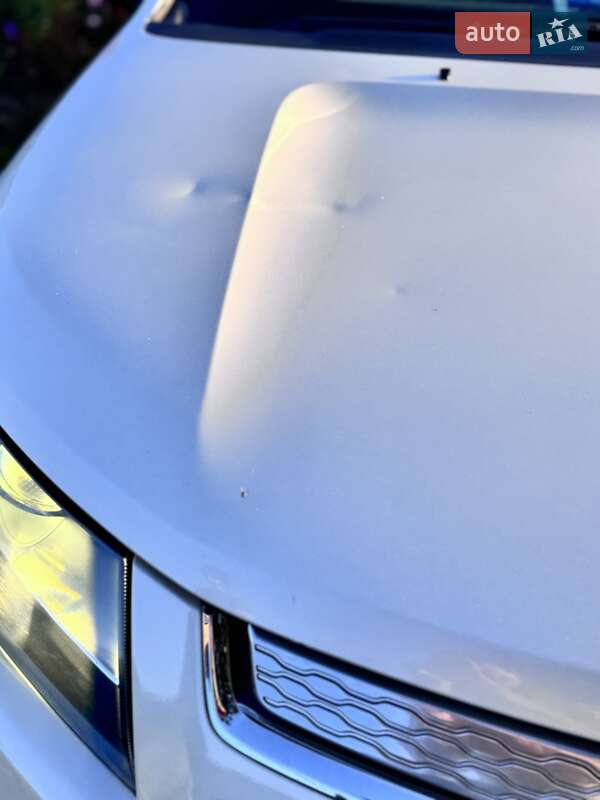 Хетчбек Chevrolet Volt 2011 в Києві фото 5 Хетчбек Chevrolet Volt 2011 в Києві