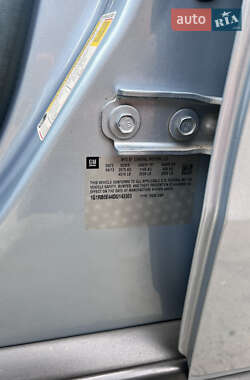 Хэтчбек Chevrolet Volt 2013 в 