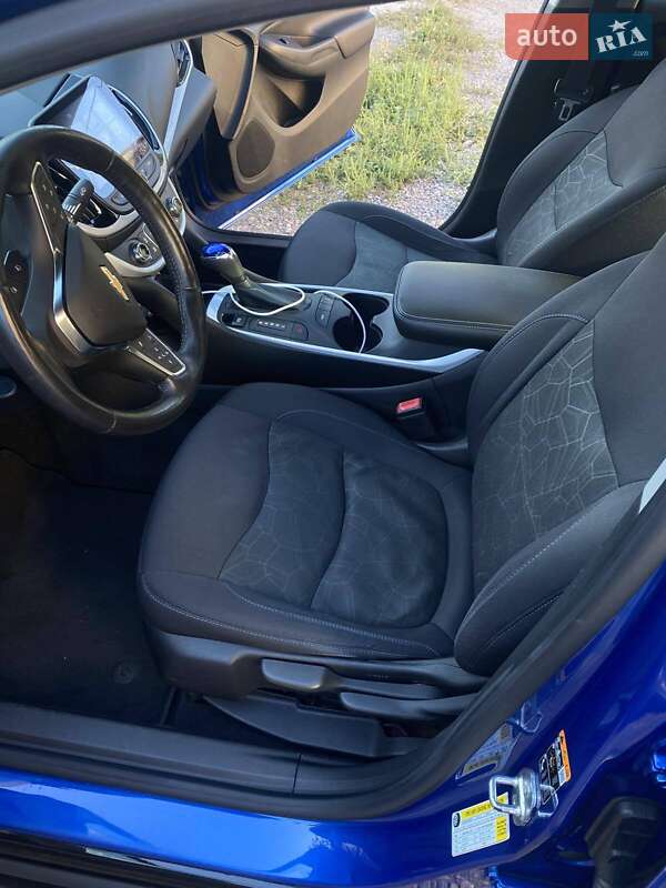 Хэтчбек Chevrolet Volt 2017 в Каменском фото 30 Хэтчбек Chevrolet Volt 2017 в Каменском