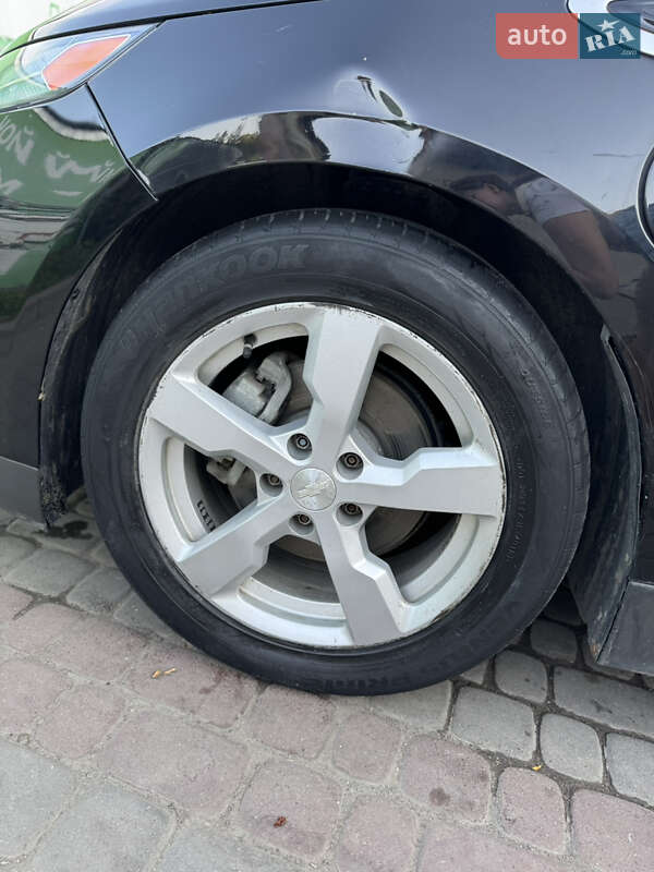 Хэтчбек Chevrolet Volt 2014 в Ивано-Франковске