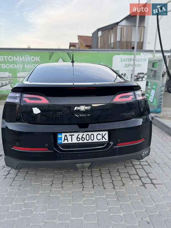 Хэтчбек Chevrolet Volt 2014 в Ивано-Франковске