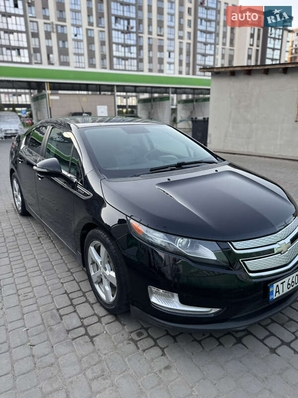 Хэтчбек Chevrolet Volt 2014 в Ивано-Франковске