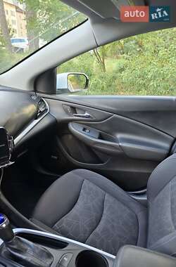 Хэтчбек Chevrolet Volt 2018 в Ирпене